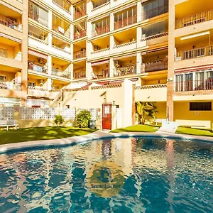 nice-2-bedroom-apartment-for-family-in-los-pacos.1costadelsol.com/